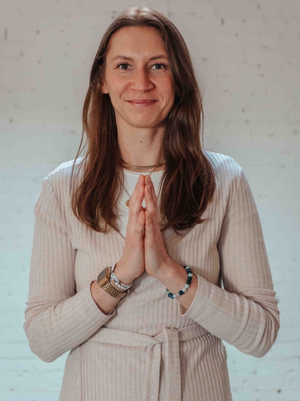 YogaCircle_Dozentinnen_LowRes-53 YogaCircle_Dozentinnen_LowRes-53